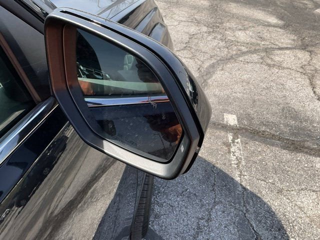 Used 2025 Volkswagen Atlas SE image 19