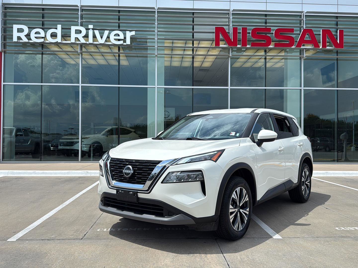 Used 2023 Nissan Rogue SV