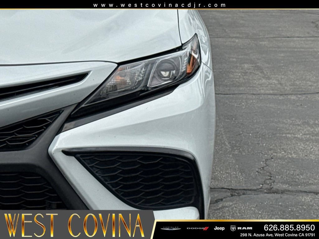 Used 2024 Toyota Camry SE FWD image 12