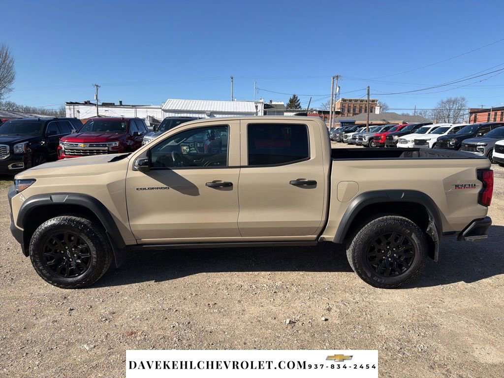 Used 2024 Chevrolet Colorado Trail Boss w/ Technology Package image 6