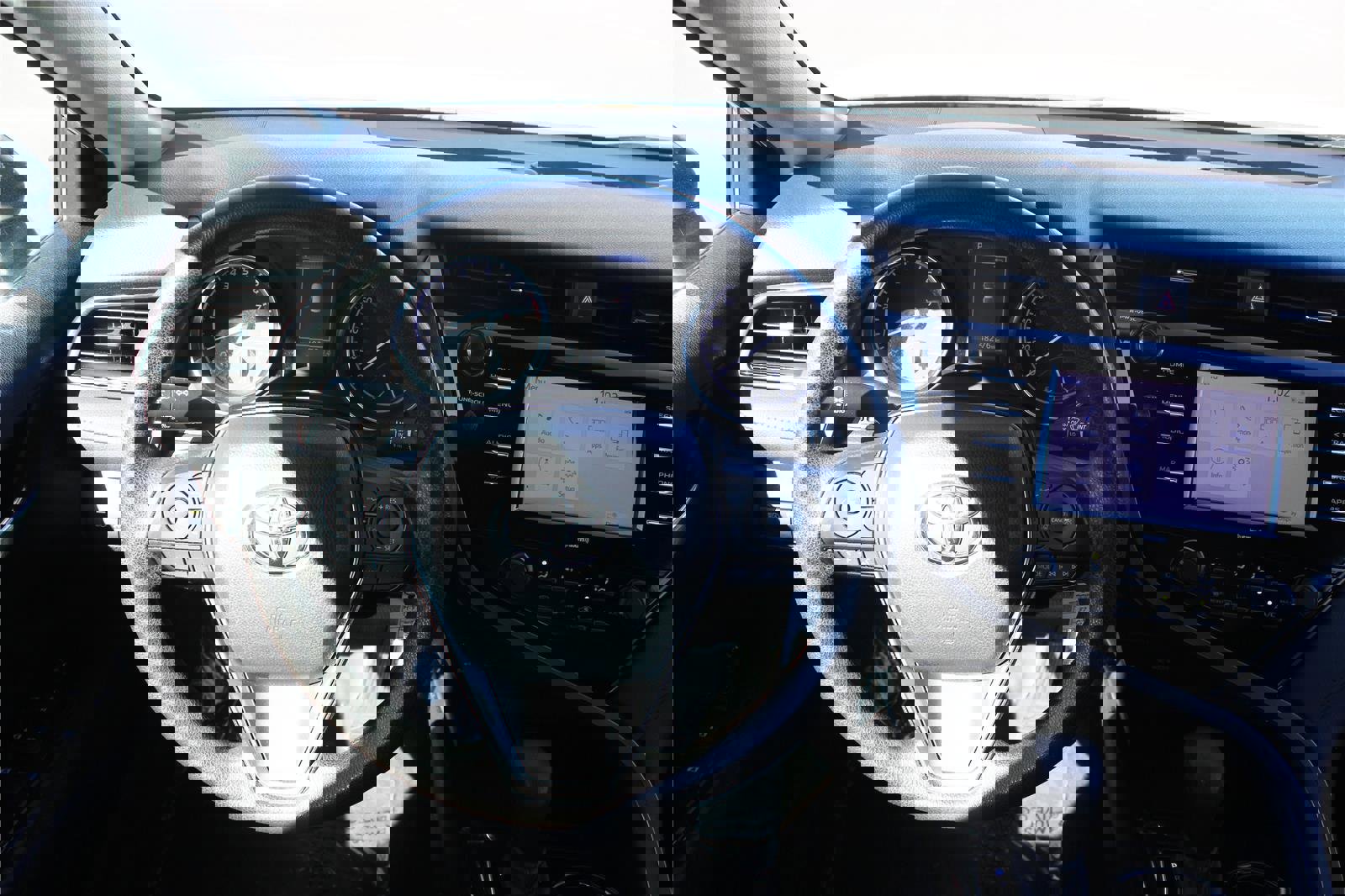 Used 2020 Toyota Camry LE image 21