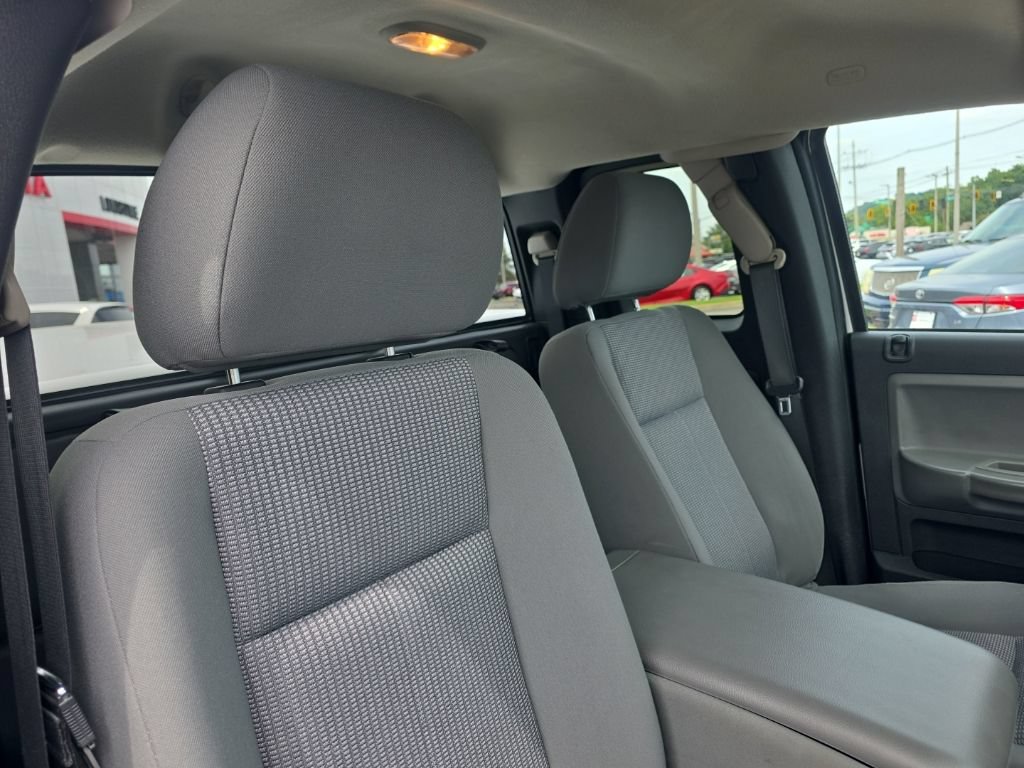 Used 2011 Dodge Dakota Big Horn RWD image 16