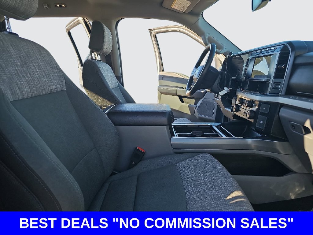 Used 2023 Ford F250 XLT w/ FX4 Off-Road Package AWD/4WD image 10