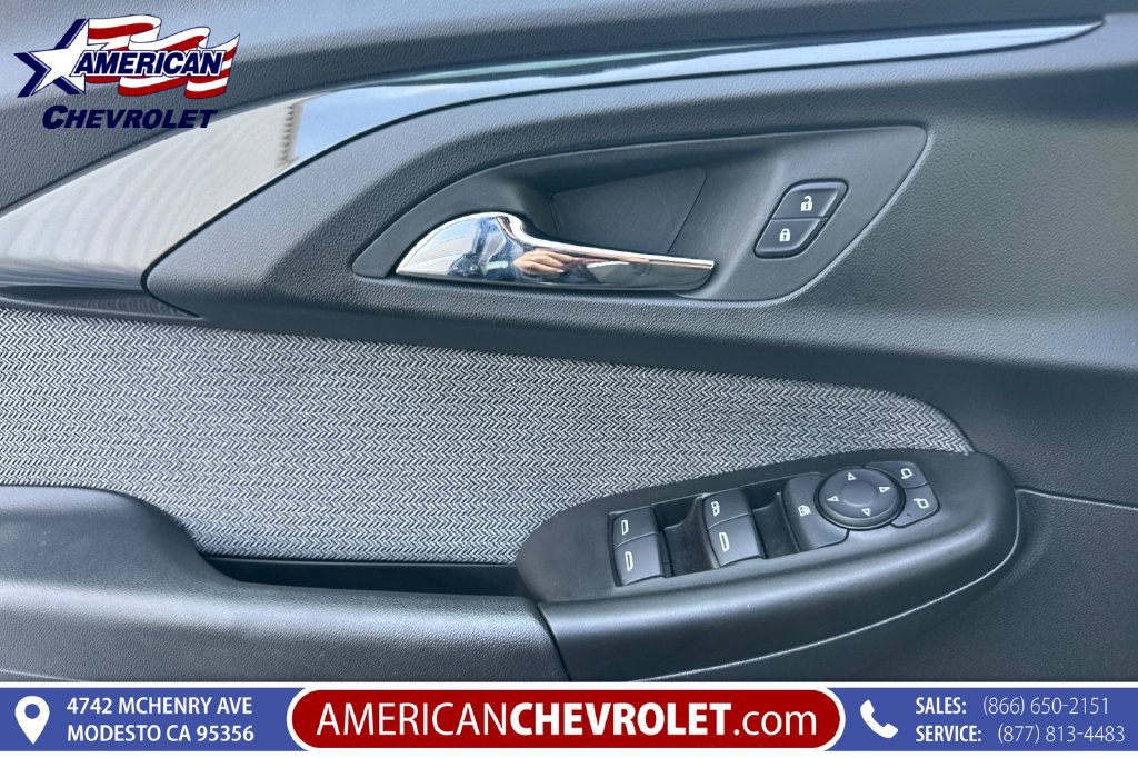 Used 2023 Chevrolet TrailBlazer LT w/ Convenience Package AWD/4WD image 11