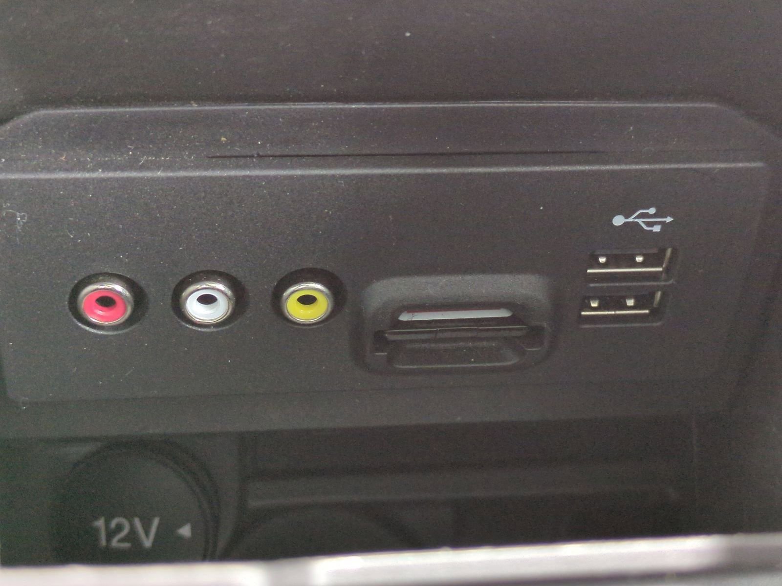 Used 2014 Ford C-MAX Energi SEL w/ Equipment Group 303A image 38