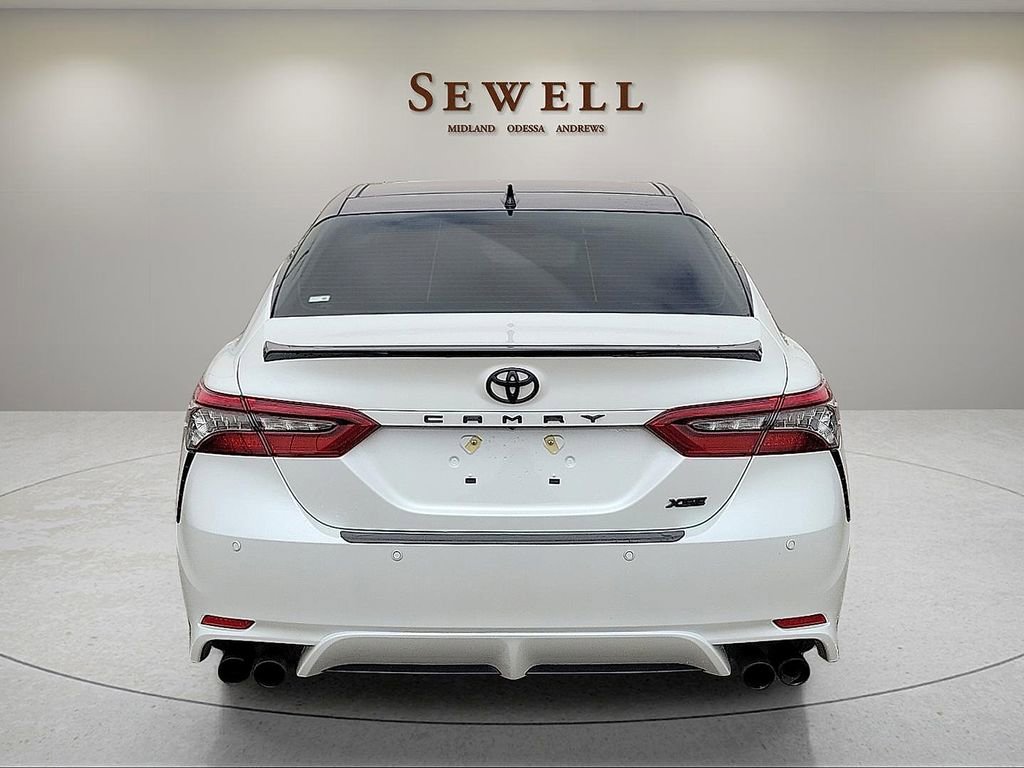 Used 2022 Toyota Camry XSE w/ Navigation Package image 4