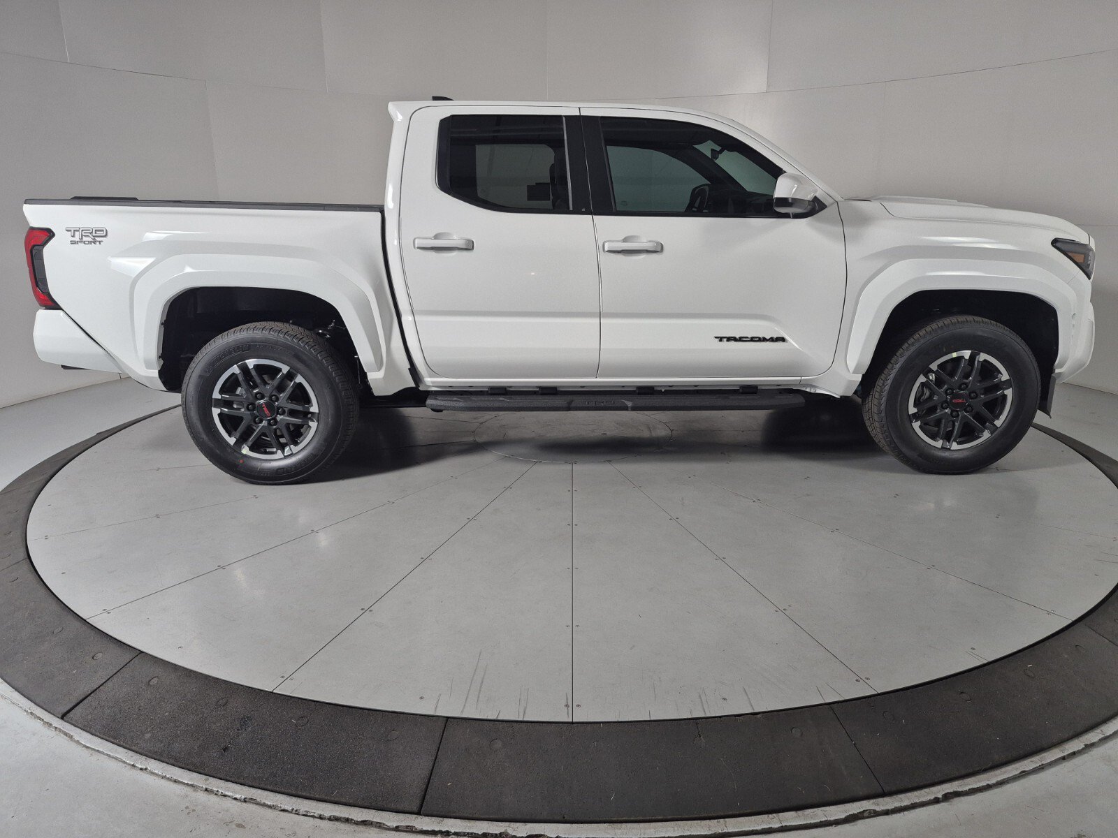 New 2026 Toyota Tacoma 4x4 Double Cab image 5