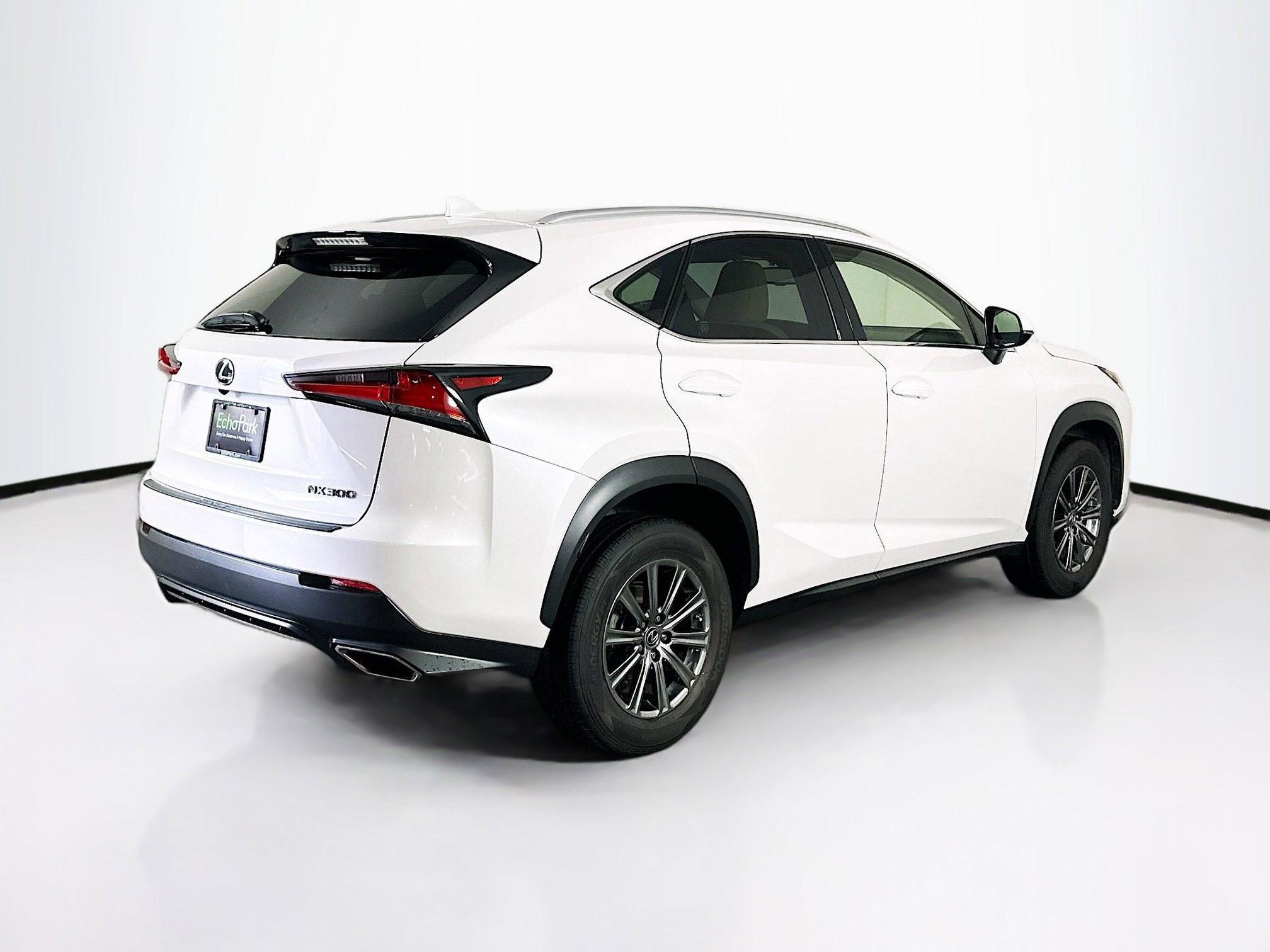 Used 2018 Lexus NX 300 FWD image 9