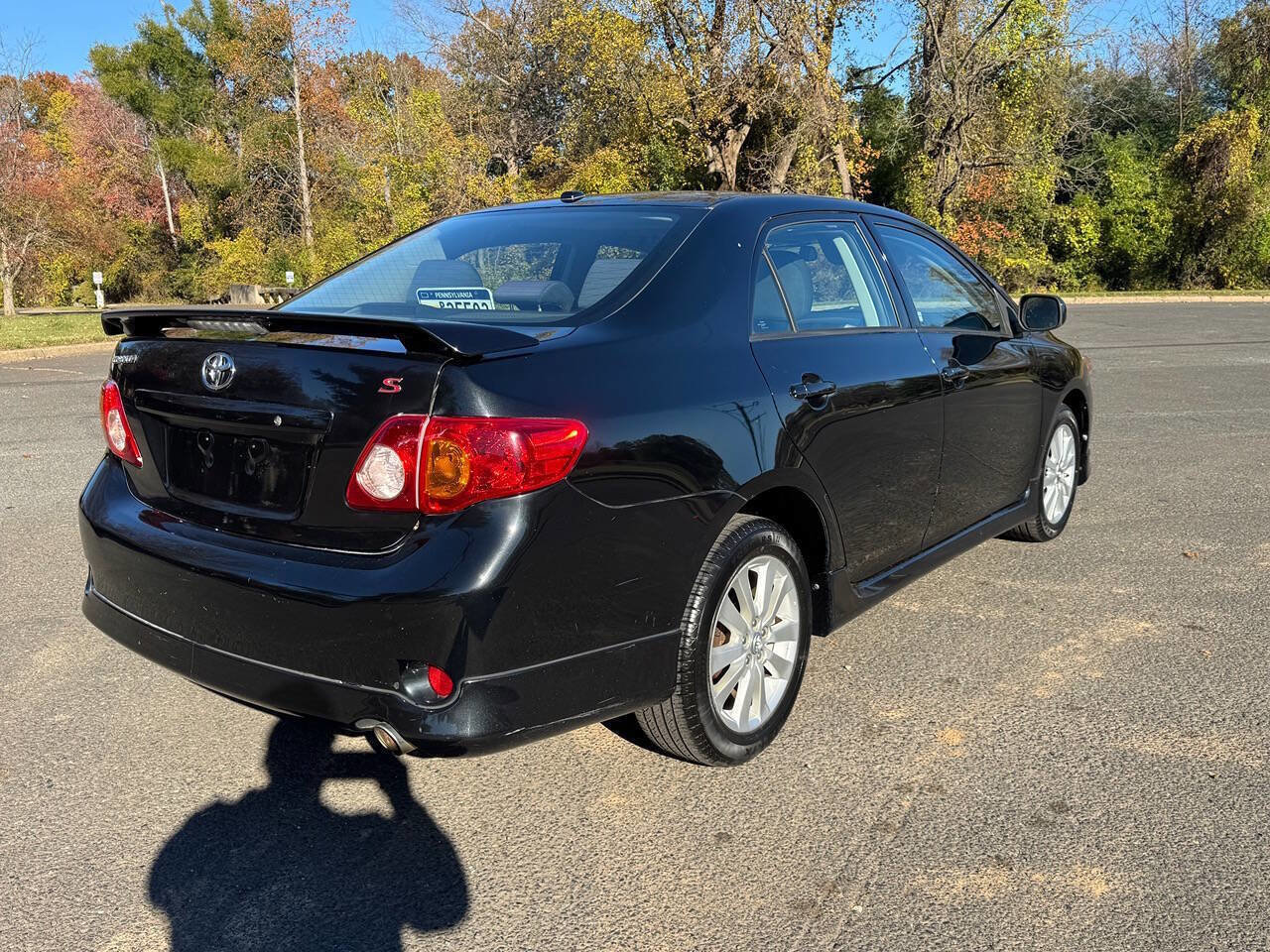 Used 2010 Toyota Corolla S image 3