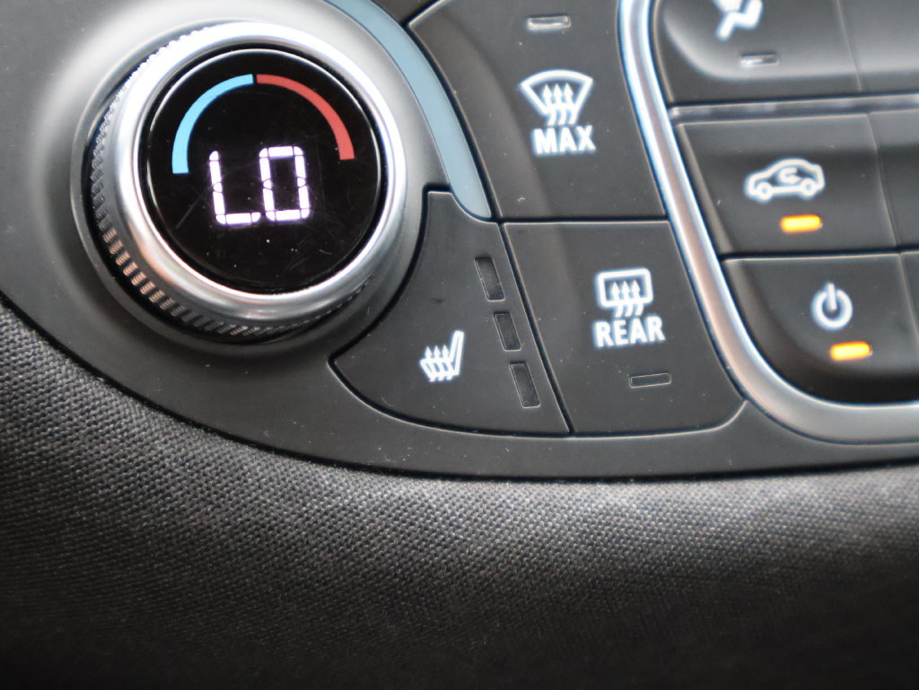 Used 2024 Chevrolet Malibu LT FWD image 33