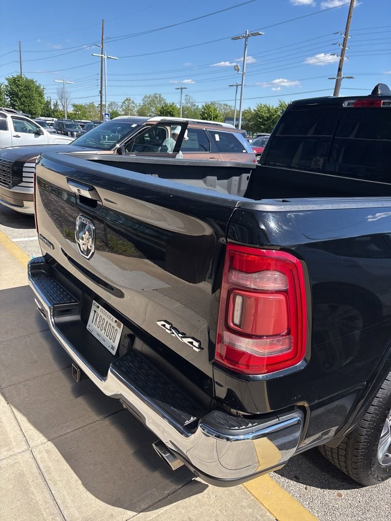 Used 2020 RAM 1500 Laramie AWD/4WD image 3