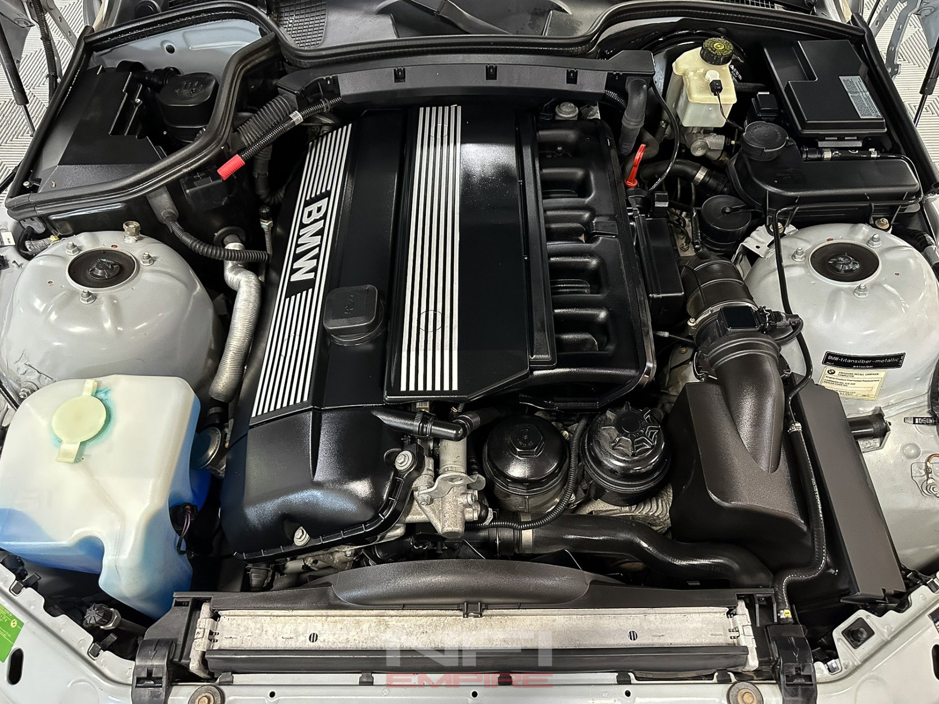 Used 2000 BMW Z3 2.5i image 50