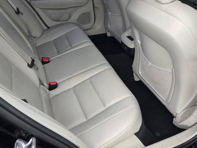 Used 2019 Volvo S60 T5 Momentum w/ Premium Package FWD image 16