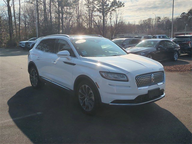 Used 2021 Lincoln Nautilus Reserve w/ Equipment Group 201A image 3
