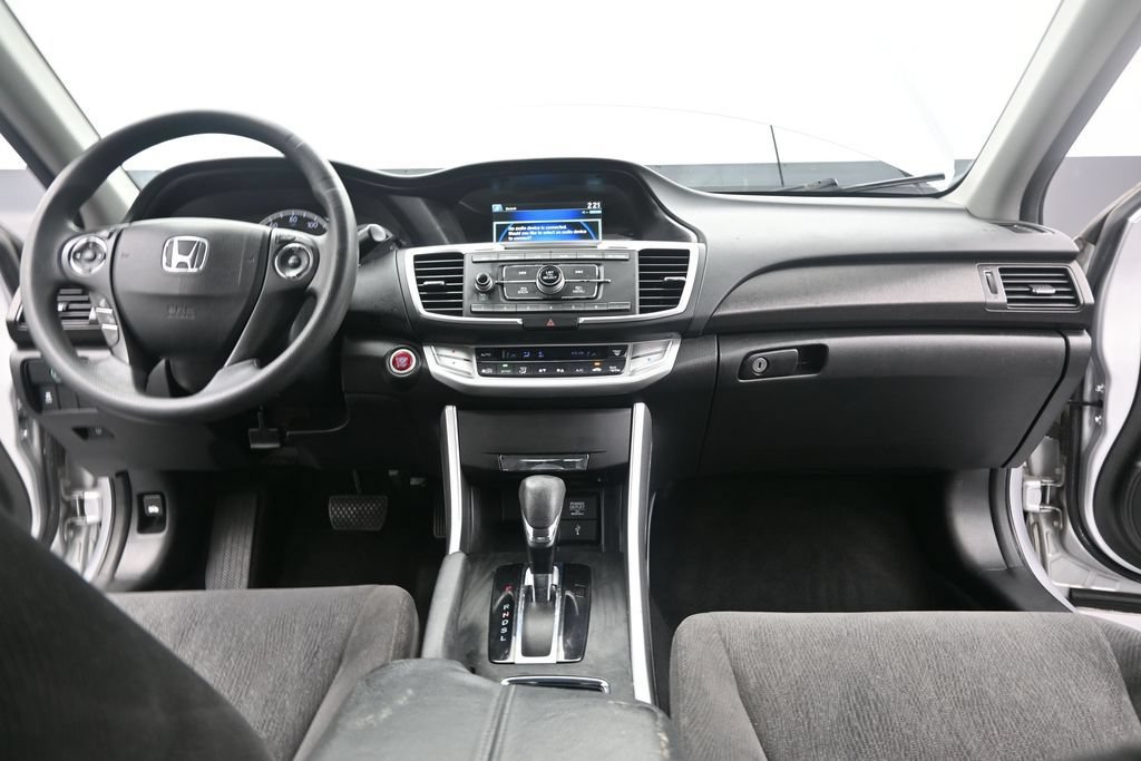 Used 2013 Honda Accord EX image 29