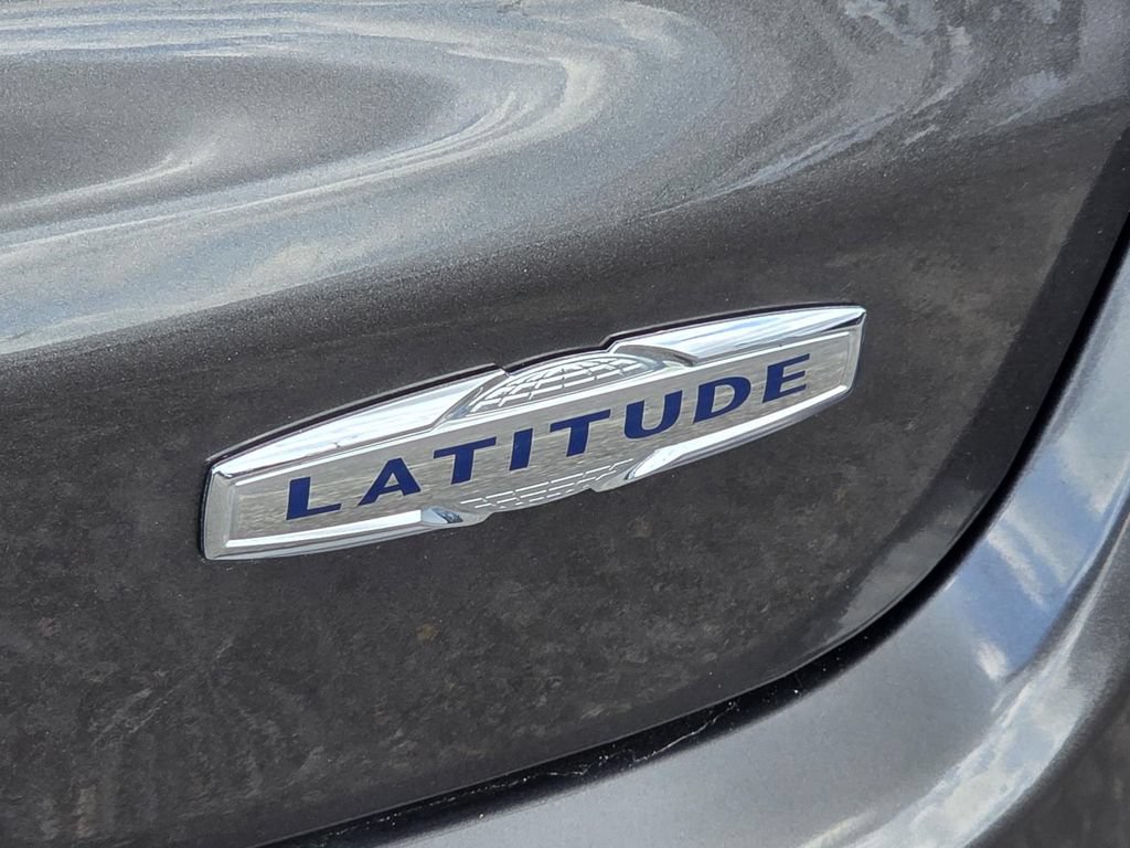 Used 2019 Jeep Compass Latitude FWD image 27