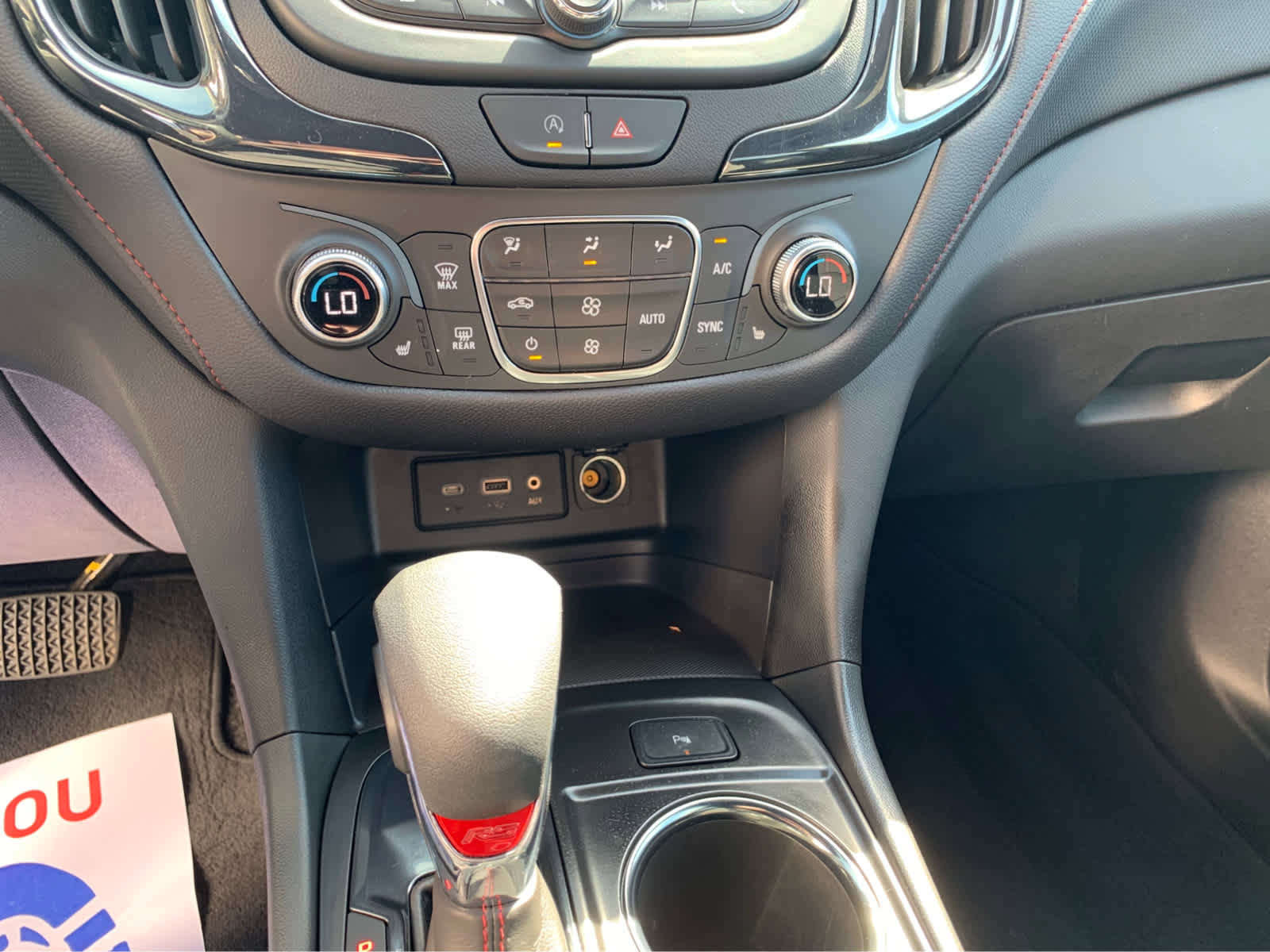 Used 2024 Chevrolet Equinox RS FWD image 18