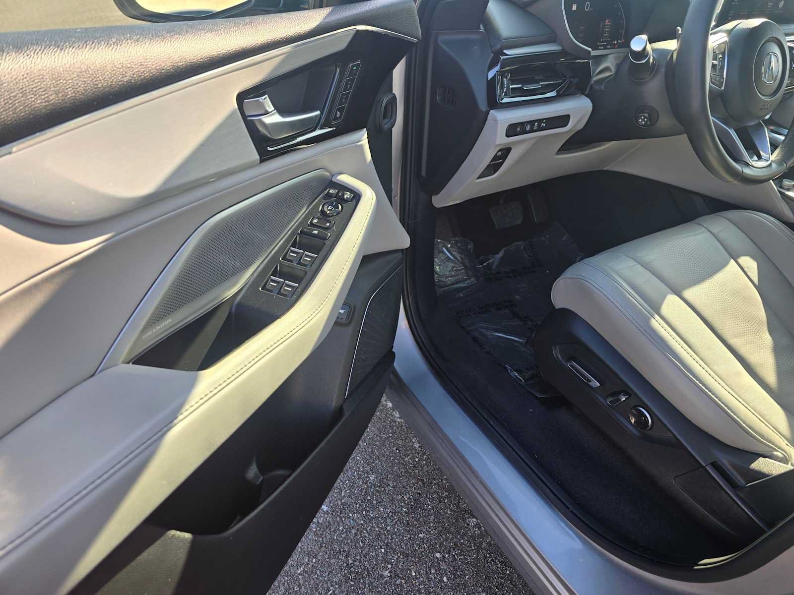 Used 2025 Acura MDX w/ Technology Package AWD/4WD image 22