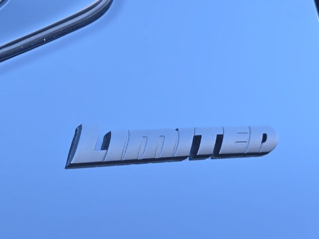 Used 2024 Toyota Tundra Limited AWD/4WD image 17