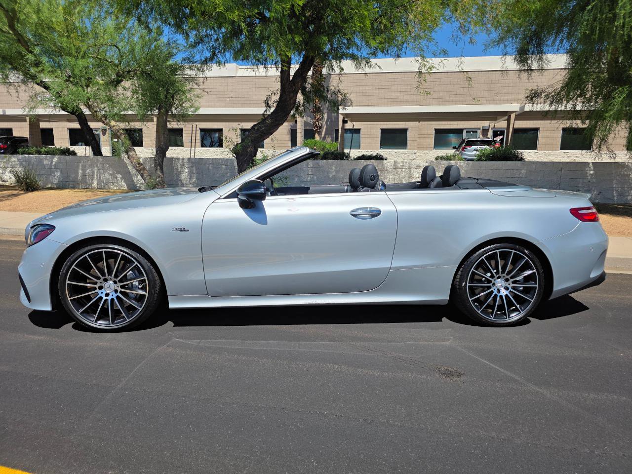 Used 2020 Mercedes-Benz E 53 AMG 4MATIC Cabriolet image 5