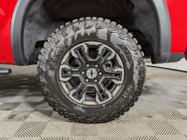 New 2025 Chevrolet Silverado 1500 ZR2 w/ Technology Package image 12