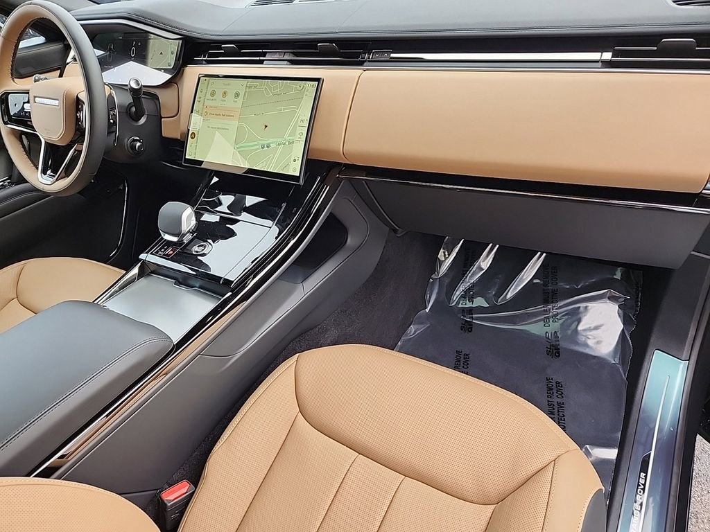 New 2025 Land Rover Range Rover Sport Dynamic SE image 28
