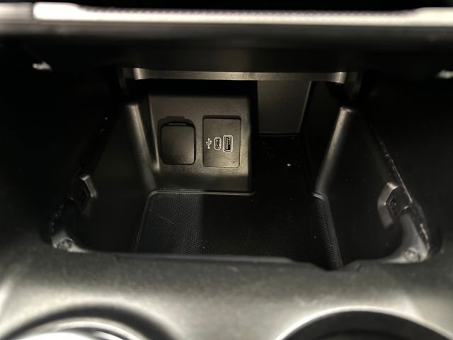 Certified 2025 Ford Explorer ST-Line w/ ST-Line Street Pack image 36