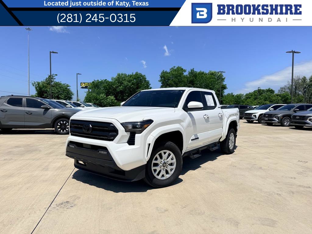 Used 2025 Toyota Tacoma SR5 RWD image 1