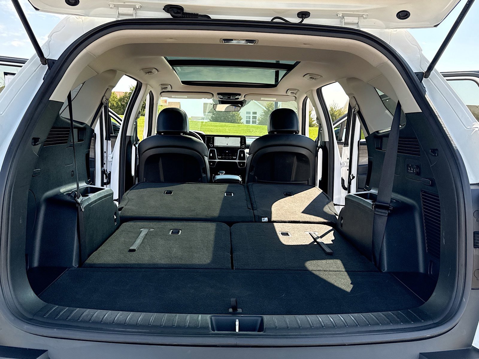 Used 2022 Kia Sorento S w/ Panoramic Sunroof Package AWD/4WD image 7