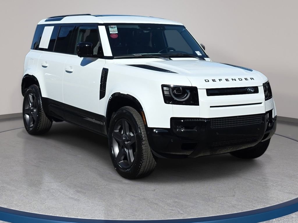 New 2026 Land Rover Defender 110 X-Dynamic SE image 3