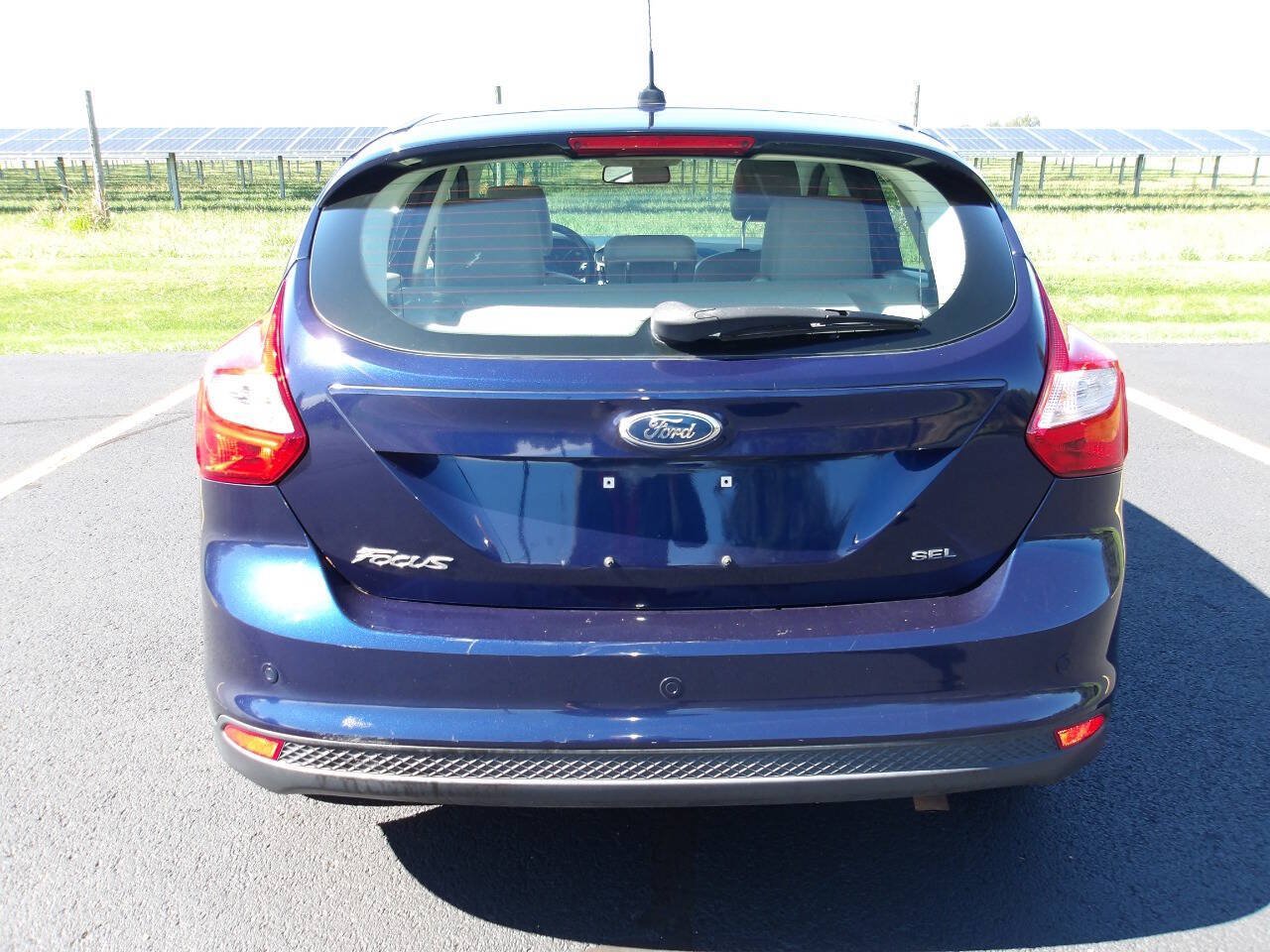 Used 2012 Ford Focus SEL FWD image 7