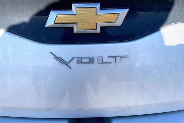 Used 2017 Chevrolet Volt LT w/ Comfort Package image 22
