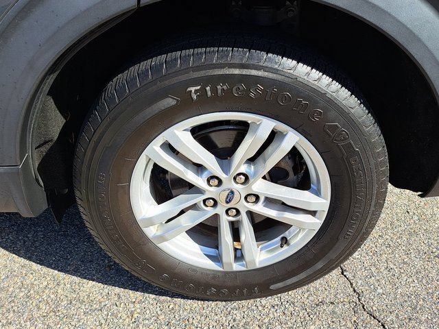 Used 2021 Ford Explorer XLT AWD/4WD image 34