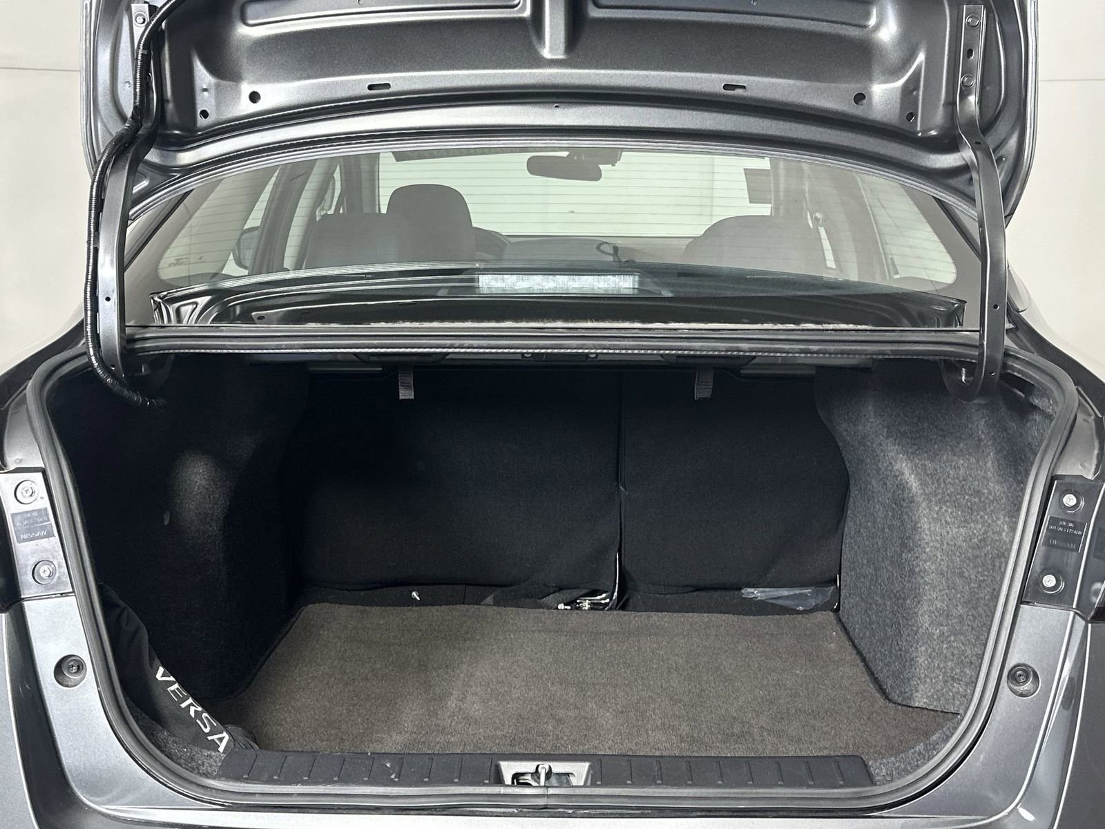 Certified 2025 Nissan Versa SV w/ Trunk Package image 24