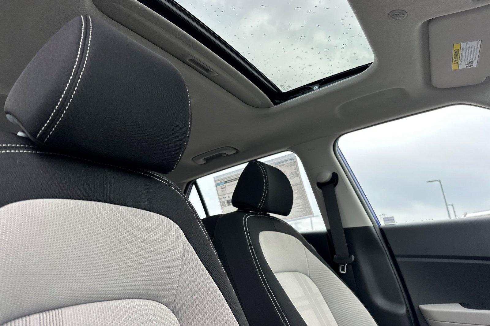 Used 2026 Hyundai Venue SEL FWD image 16