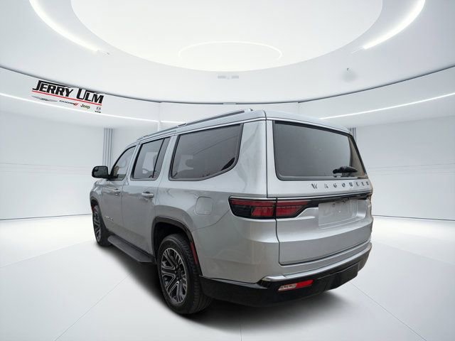 Used 2022 Jeep Wagoneer Series III w/ Flexible Seating Group image 5