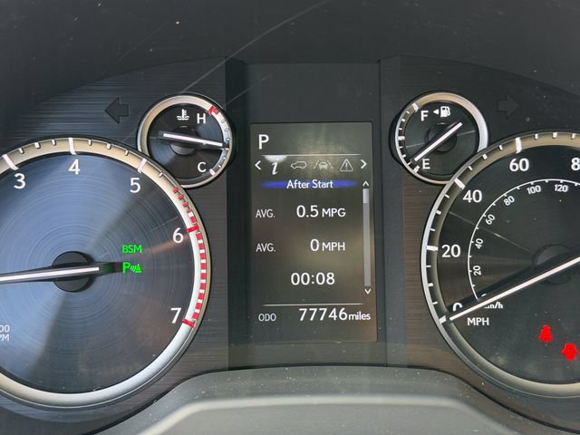 Used 2023 Lexus GX 460 Premium AWD/4WD image 13