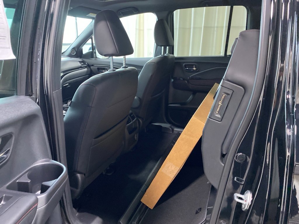 Used 2023 Honda Ridgeline Black Edition image 14