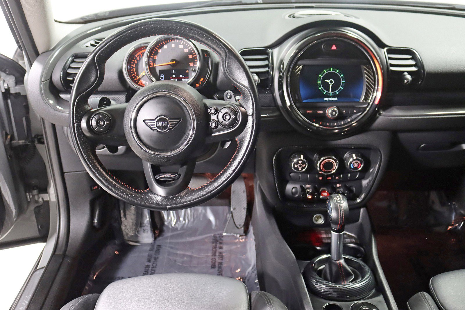 Used 2019 MINI Cooper Clubman S image 13