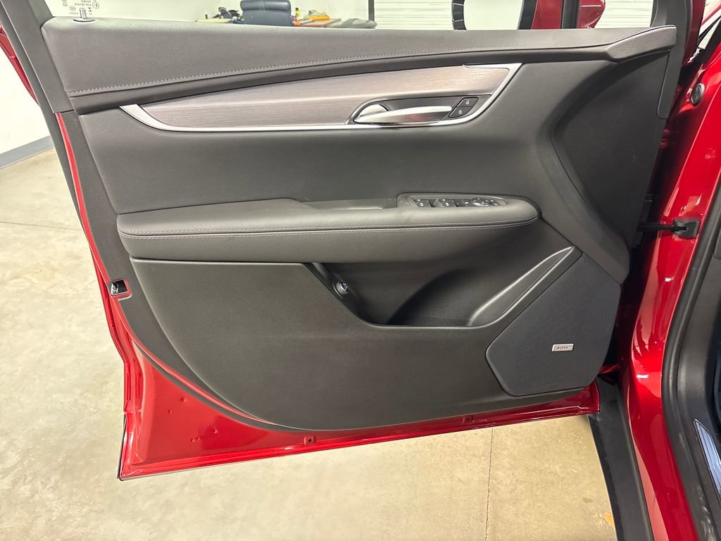 New 2026 Cadillac XT5 Luxury w/ LPO, Floor Liner Package image 20