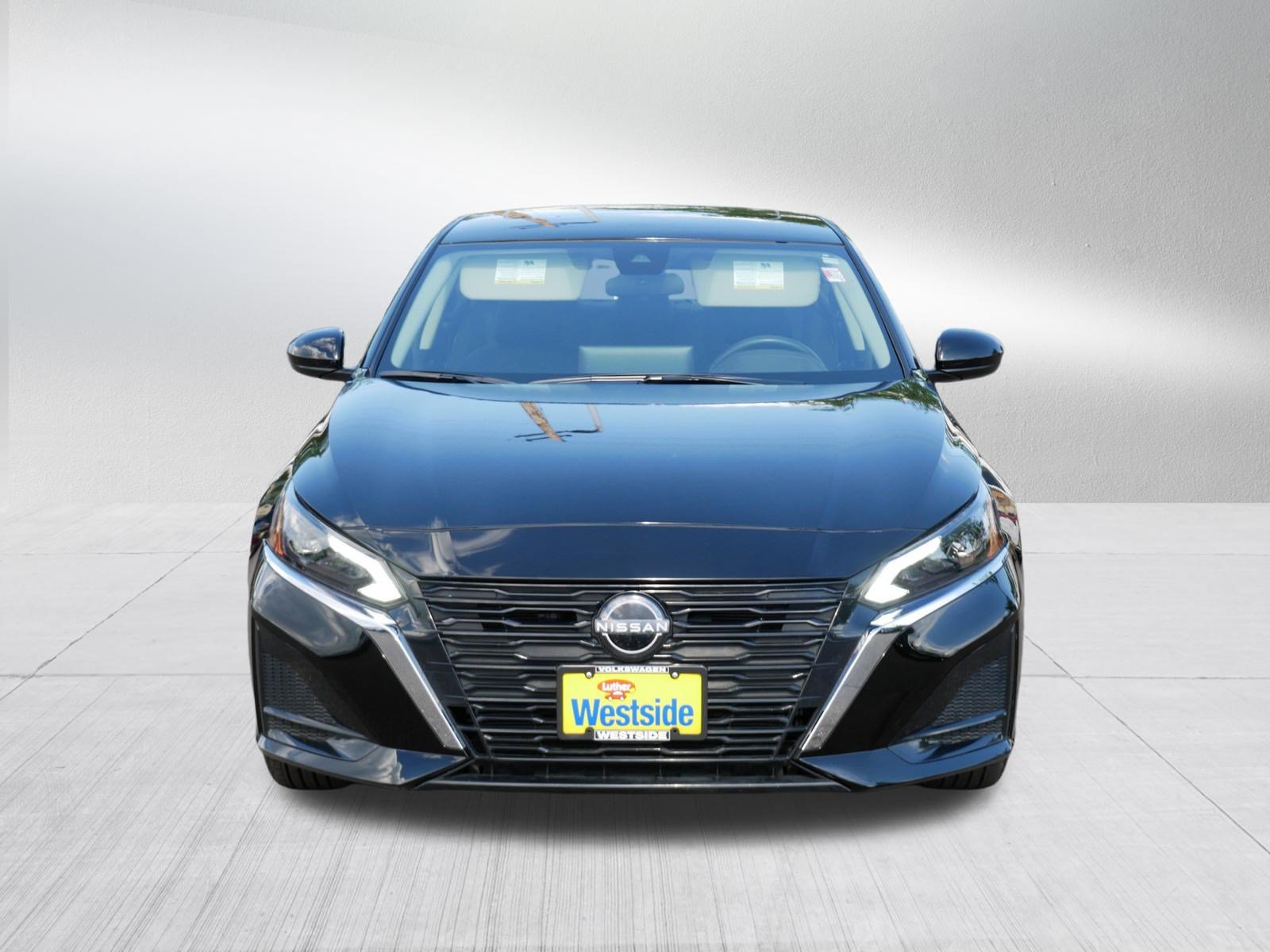 Used 2024 Nissan Altima 2.5 SV w/ SV Premium Package AWD/4WD video 2