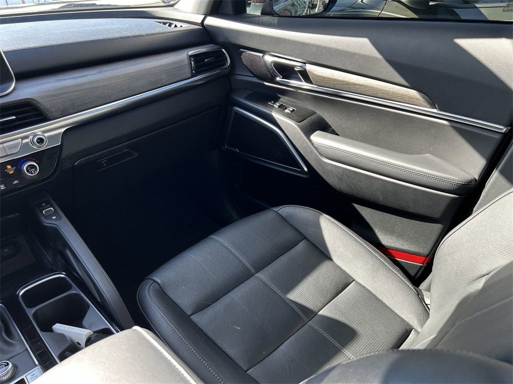 Used 2022 Kia Telluride EX w/ EX Premium Package image 5