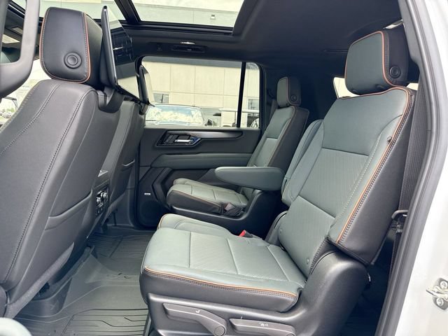 New 2026 GMC Yukon XL AT4 w/ AT4 Premium Plus Package AWD/4WD image 23