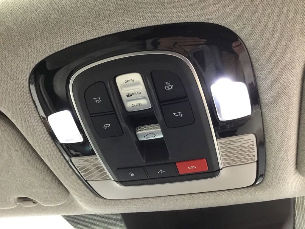 Used 2022 Hyundai Palisade Limited w/ Cargo Package image 35