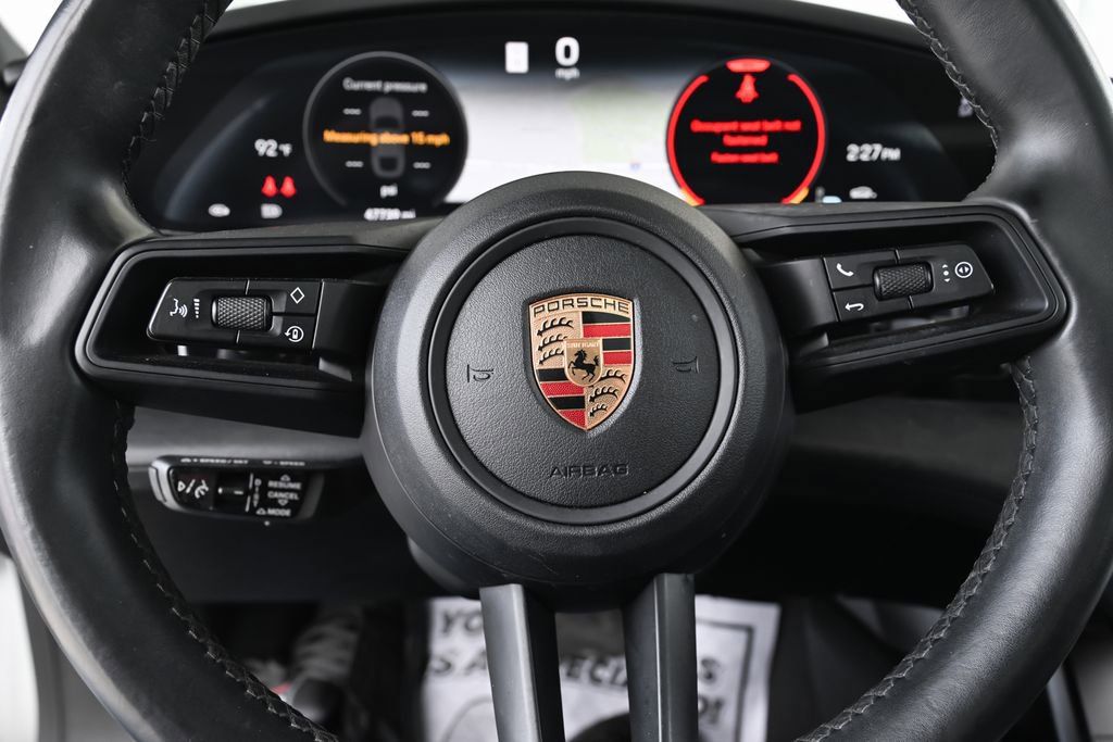 Used 2022 Porsche Taycan 4S AWD/4WD image 25