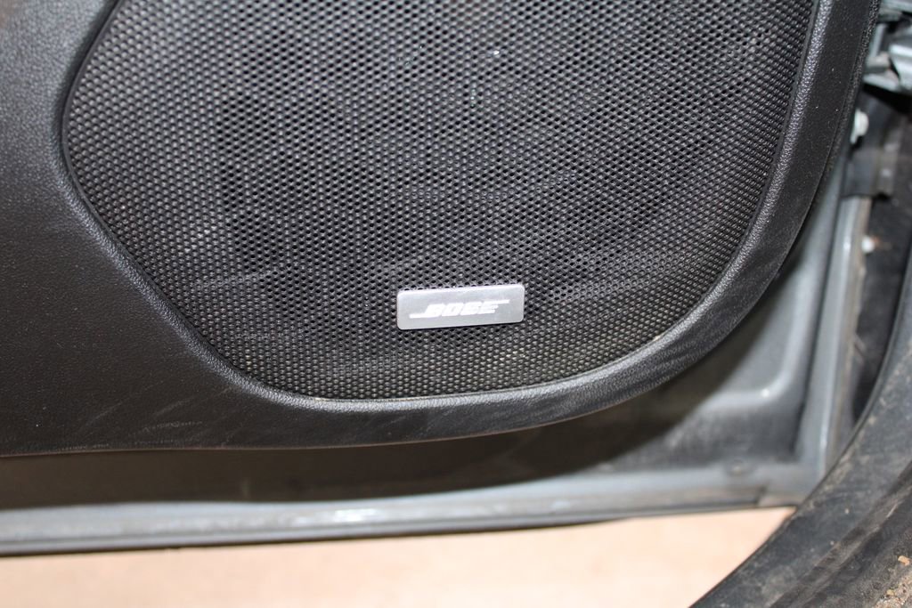 Used 2023 GMC Acadia AT4 w/ Preferred Package image 21