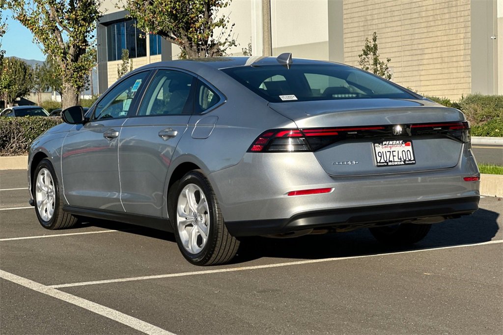 Certified 2025 Honda Accord LX image 6