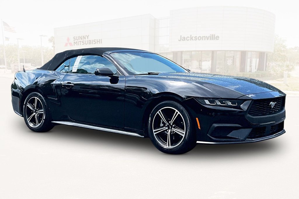 Used 2024 Ford Mustang Premium RWD image 3