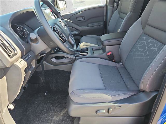 New 2027 Nissan Frontier SV RWD image 4