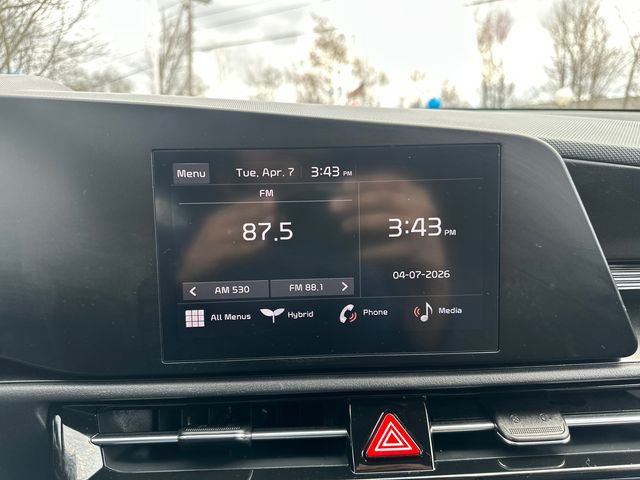 Used 2025 Kia Niro LX image 37